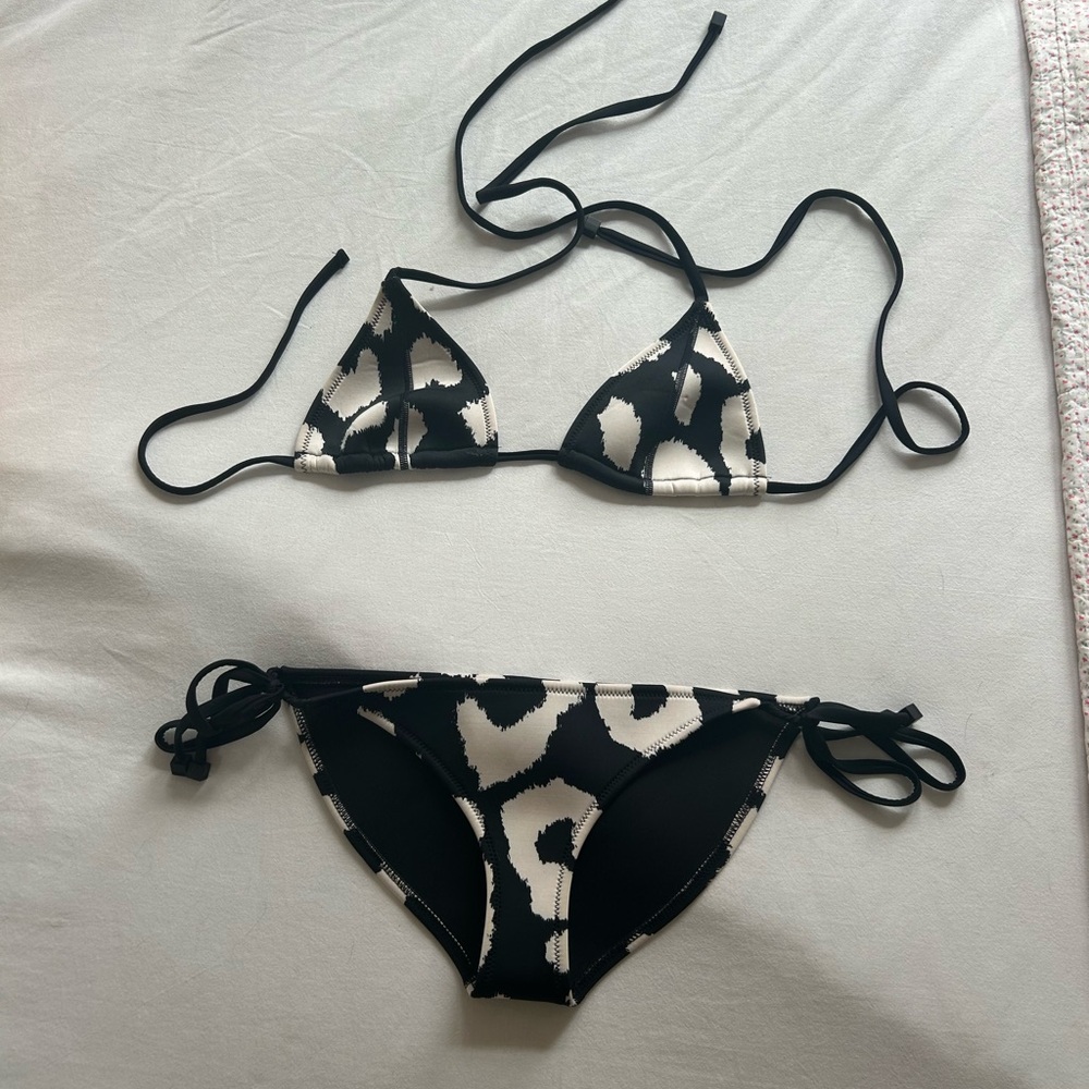 Triangl Swimwear Monochrome Bikini Set